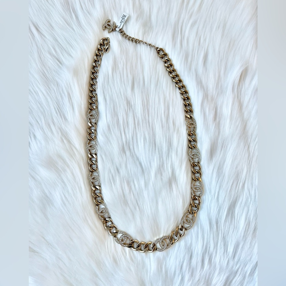 Chanel Women's Gold Belt / Mens Chain CC - Picture 6 of 12